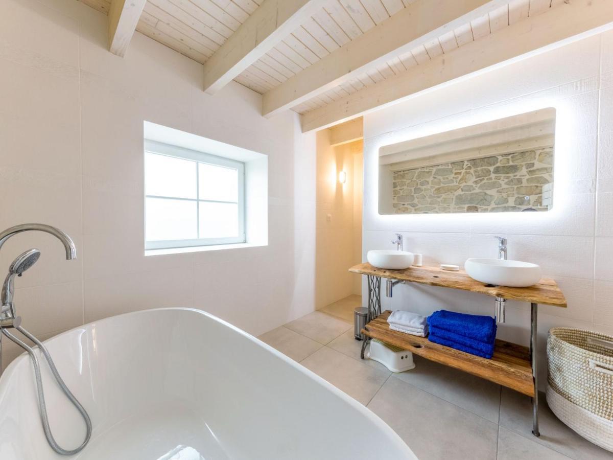 Holiday Home Le Vieux Chene - Cms106 By Interhome Camaret-sur-Mer Exterior photo
